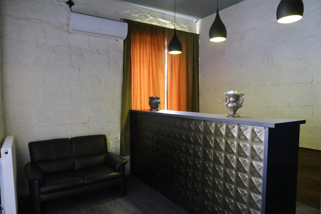 Hotel Aguna クタイシ エクステリア 写真