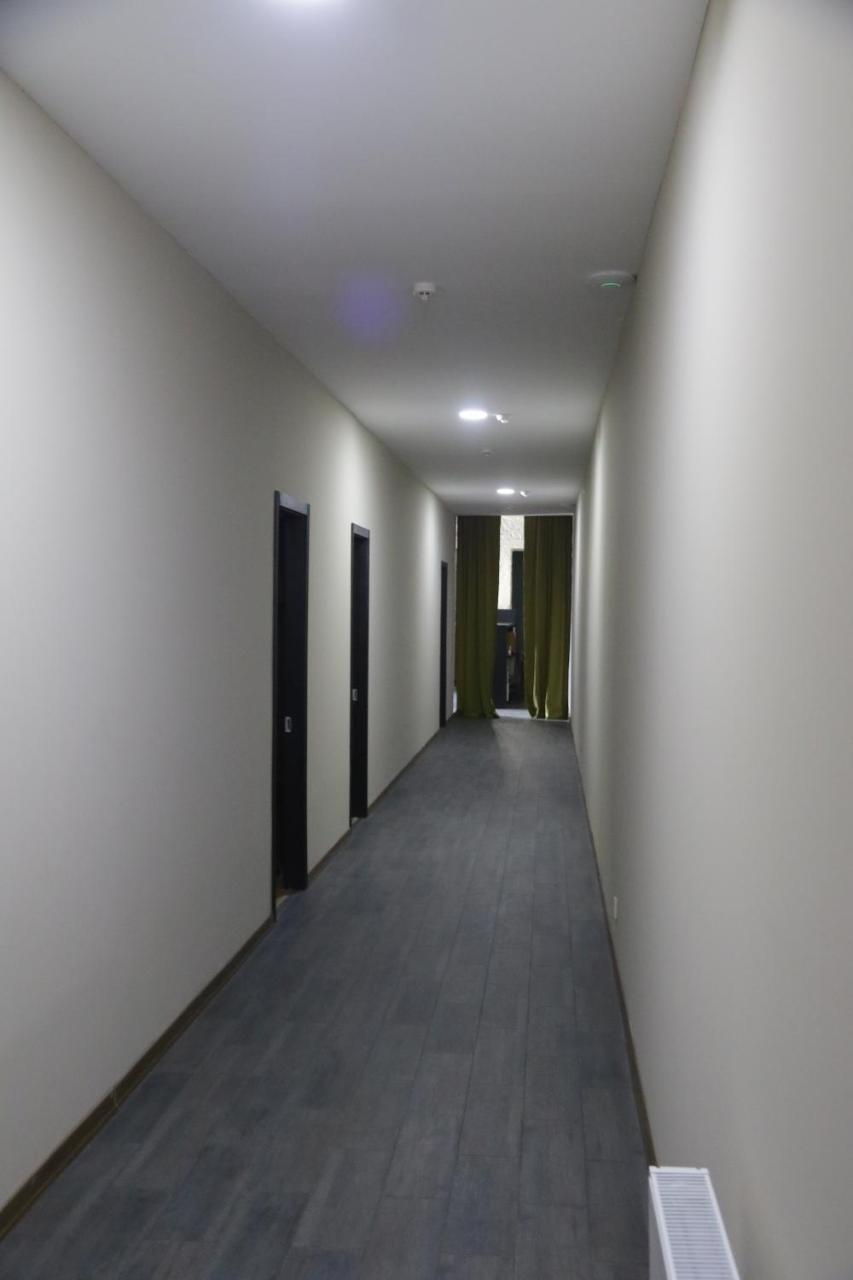 Hotel Aguna クタイシ エクステリア 写真