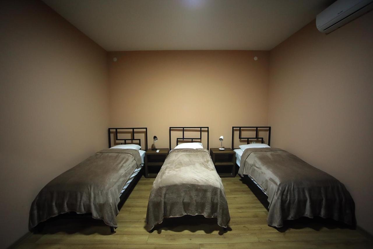 Hotel Aguna クタイシ エクステリア 写真