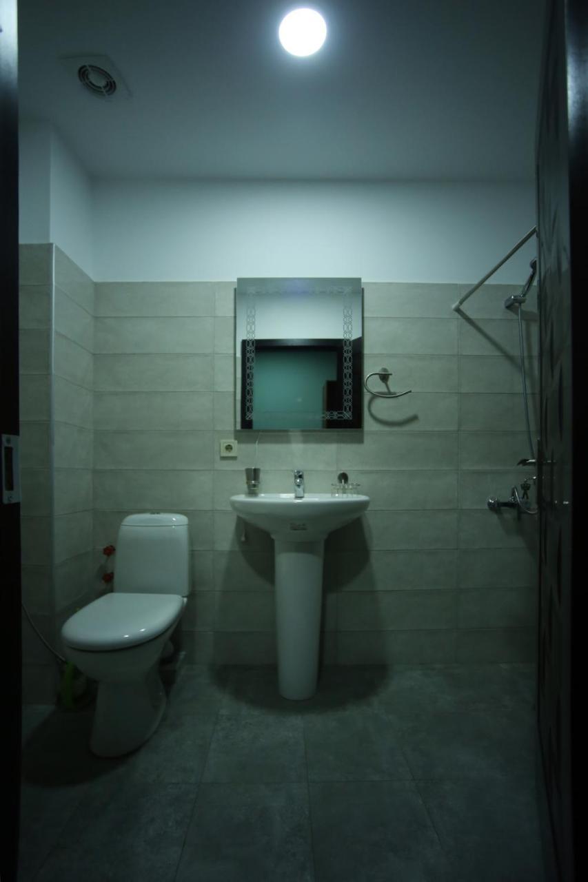 Hotel Aguna クタイシ エクステリア 写真
