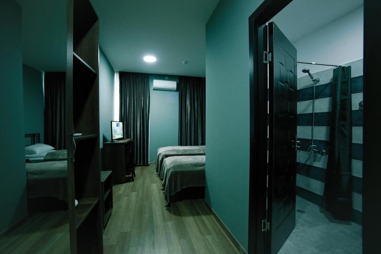 Hotel Aguna クタイシ エクステリア 写真