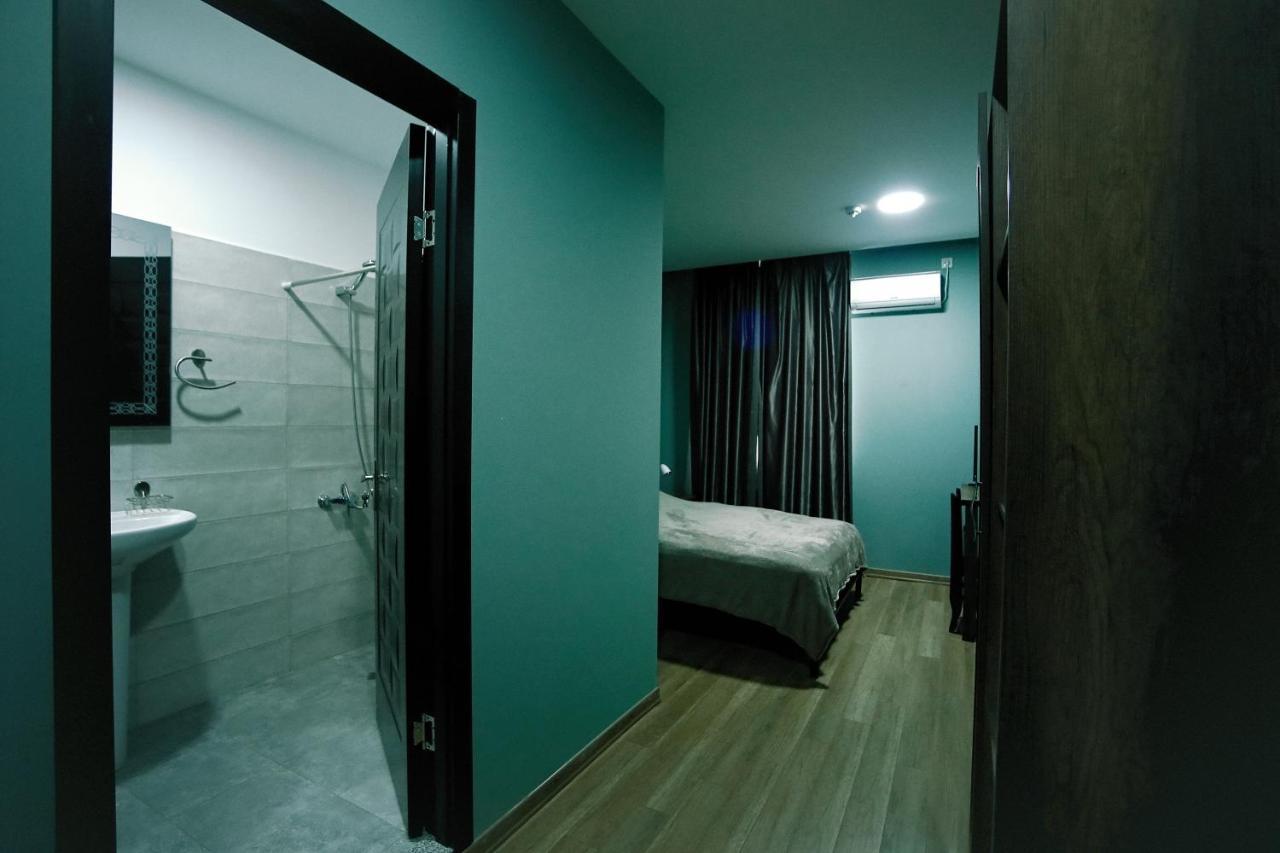 Hotel Aguna クタイシ エクステリア 写真